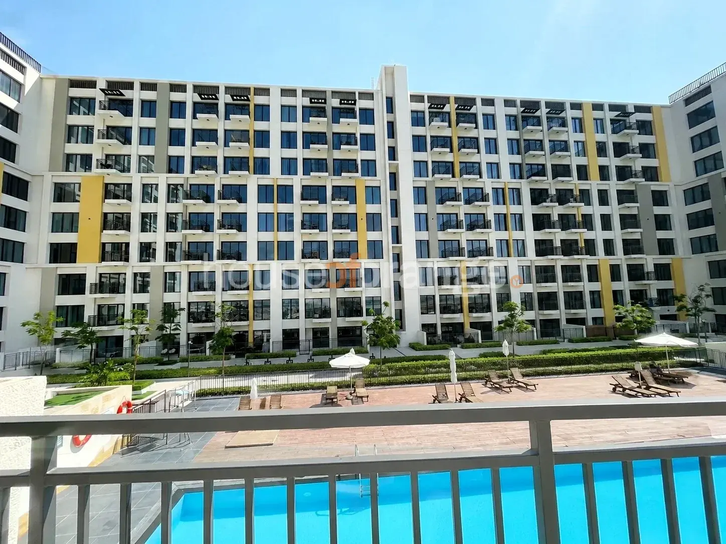 Town Square - UNA Apartments - 1BR - Apartment, photo 2