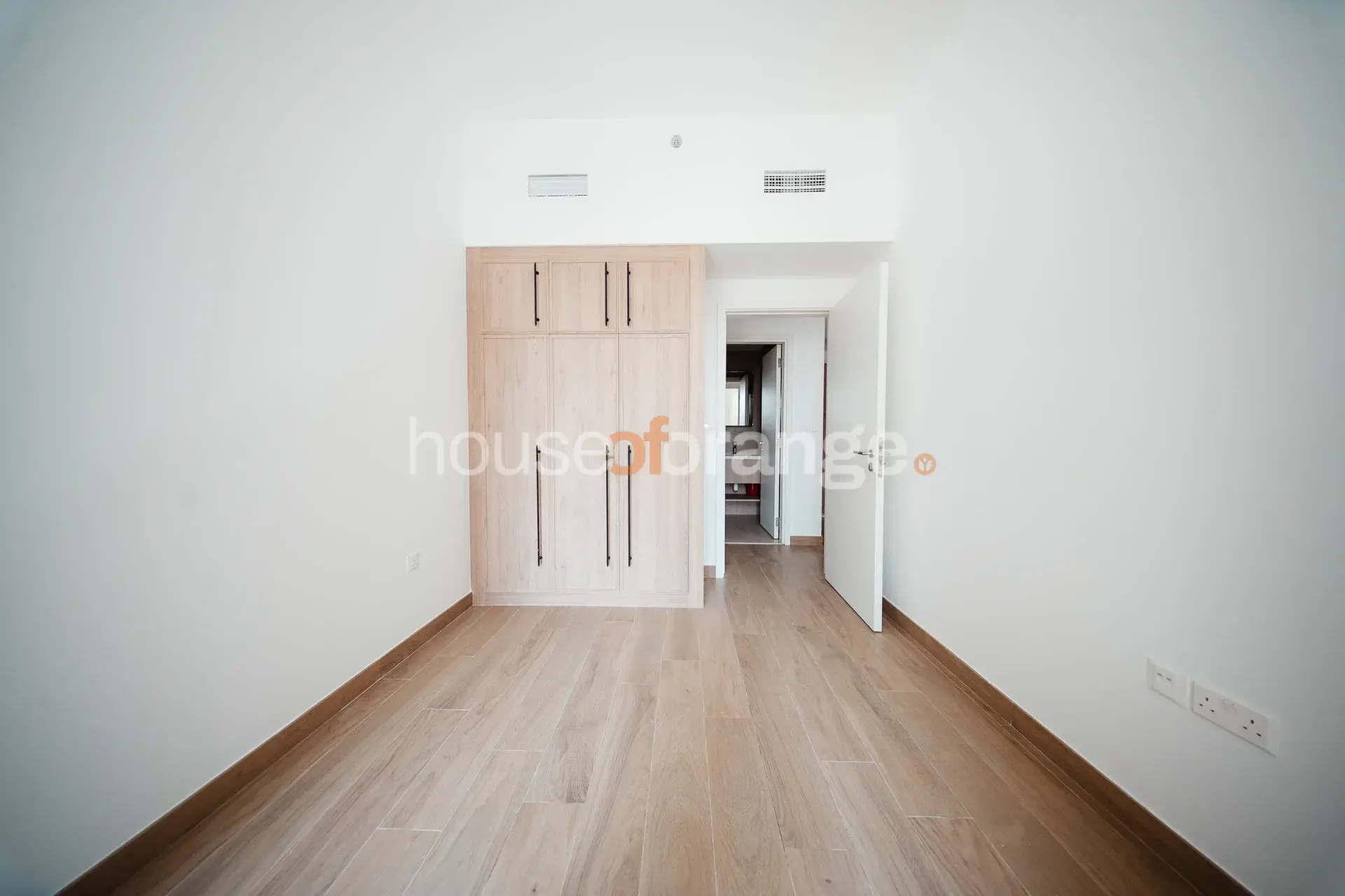 Town Square - Liva - 1BR - Apartment, photo 5
