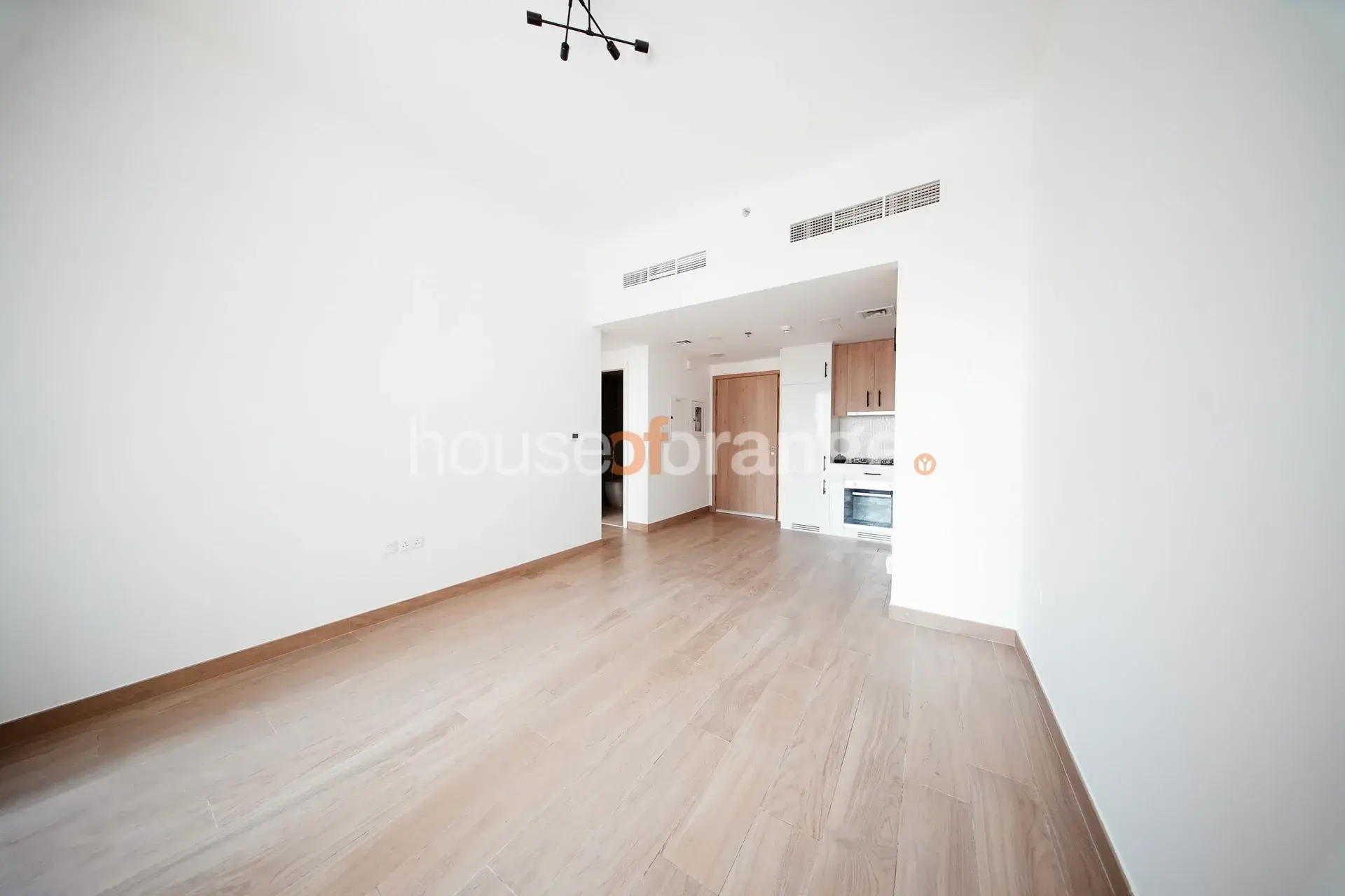 Town Square - Liva - 1BR - Apartment, photo 7