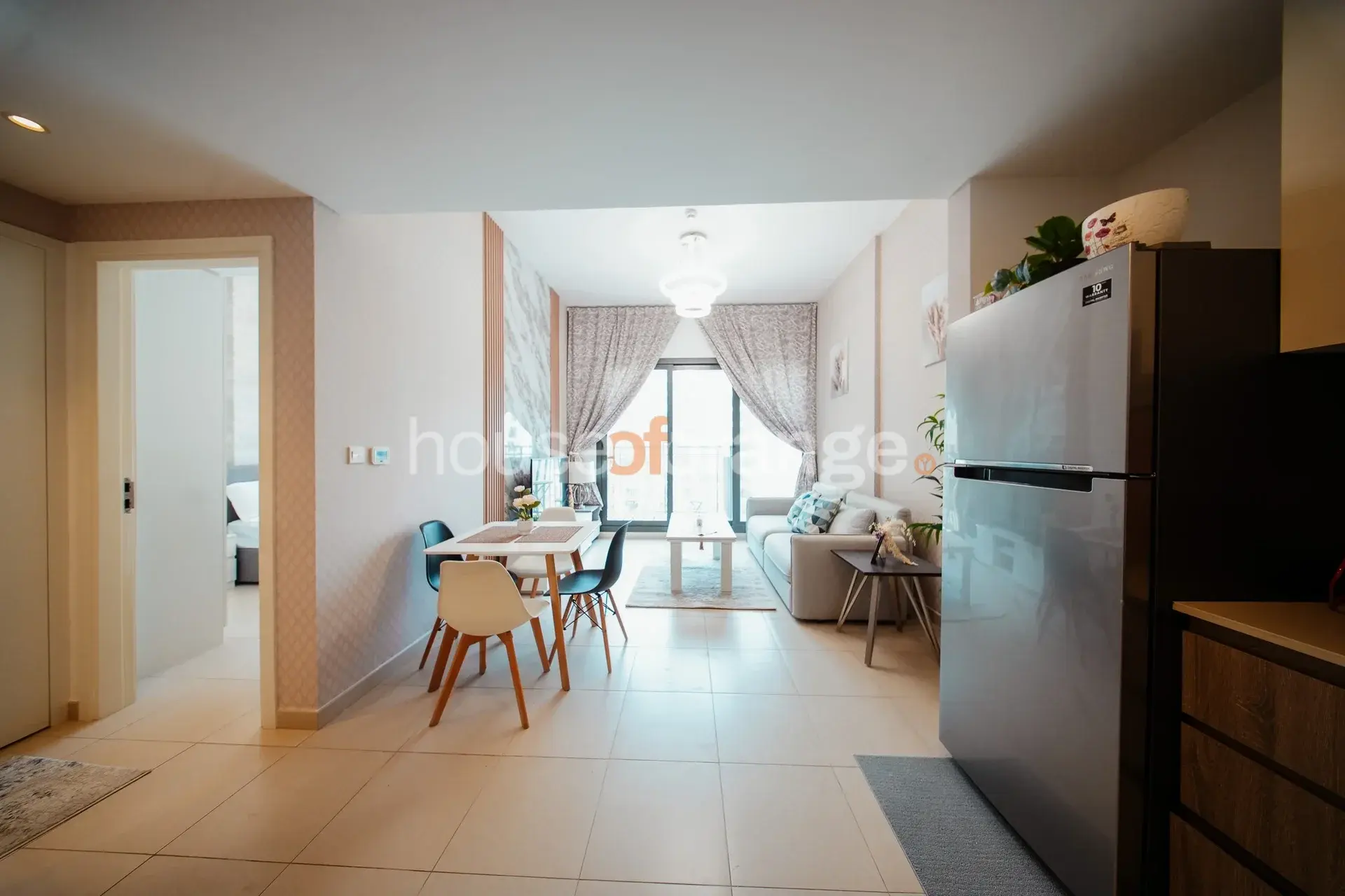 Town Square - UNA Apartments - 1BR - Apartment, photo 2